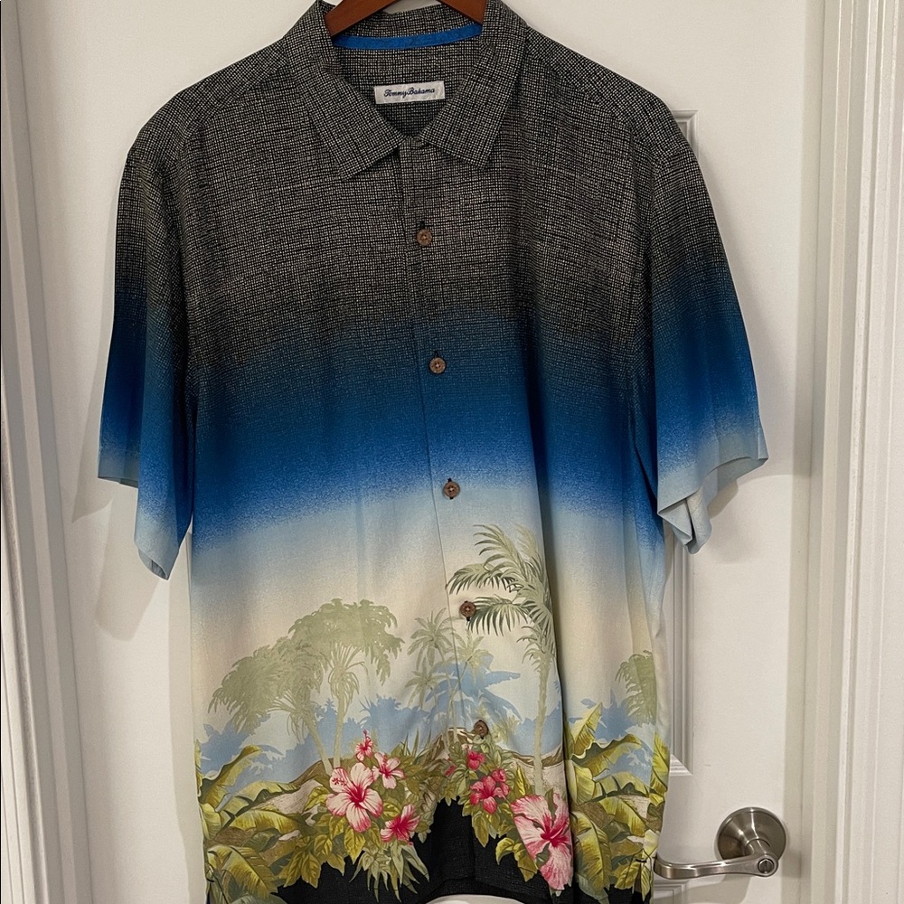Tommy Bahama Black and White Hawaiian Design Shirt